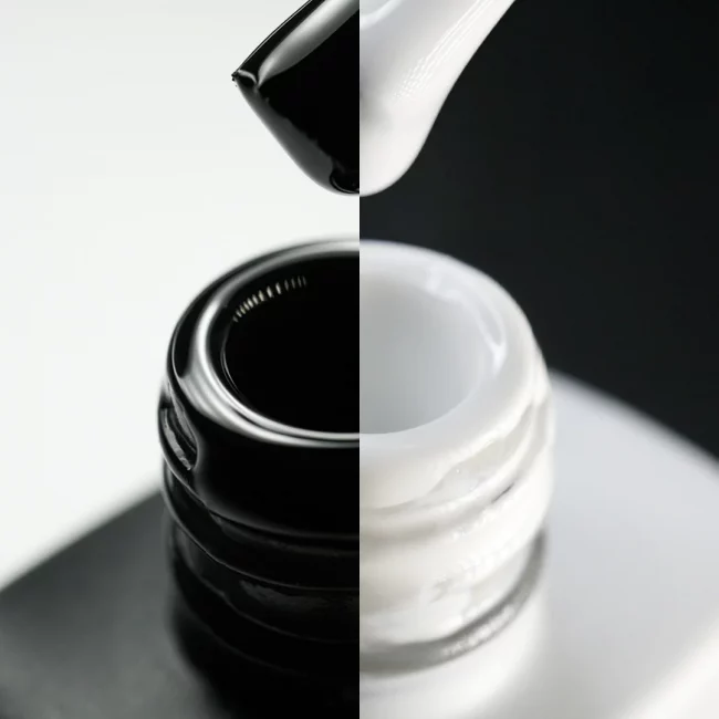 Ultrawhite_black_003